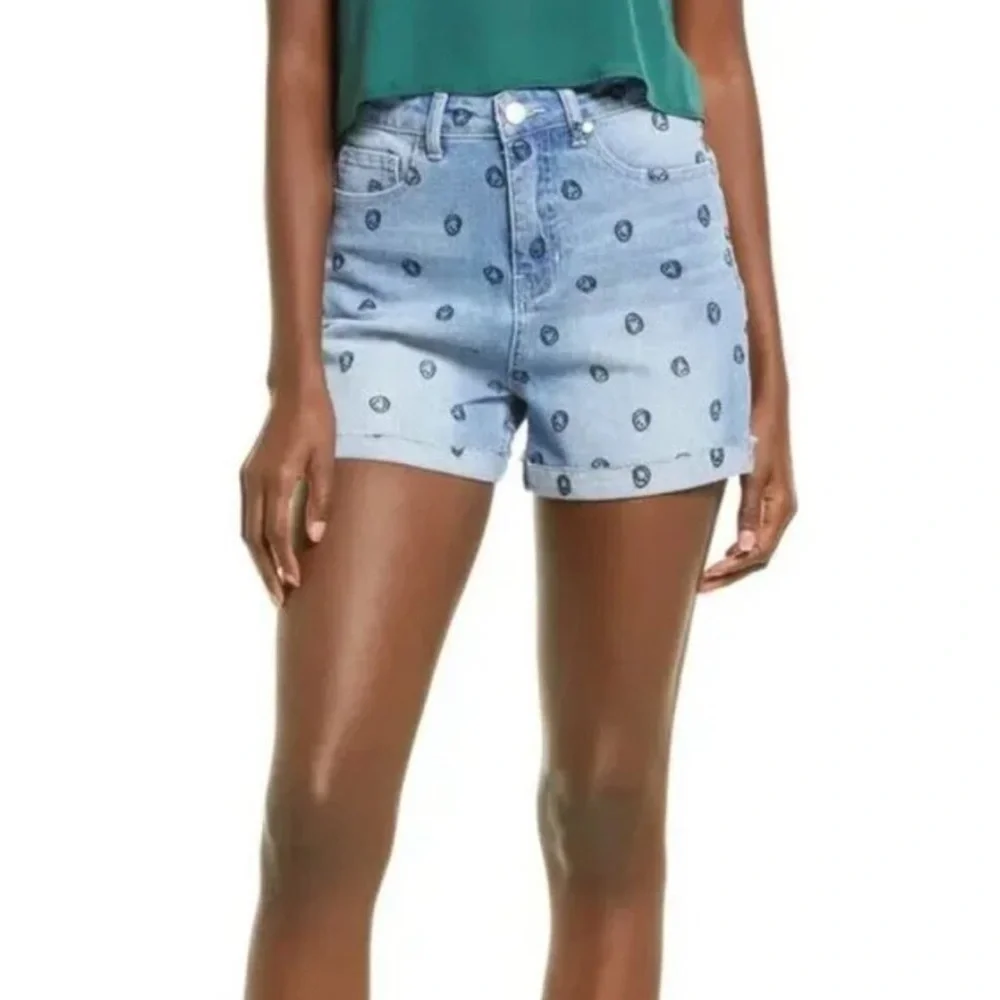 EU BP Smiley Embroidered High Rise Denim Mom Shorts